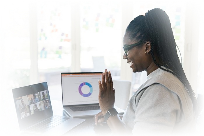 A manager in a virtual team session